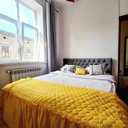 Ratusha Apartment *